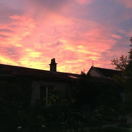 Comme A La Maison Bed and Breakfast Tours-sur-Marne Buitenkant foto