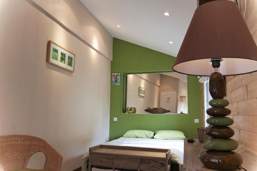 Comme A La Maison Bed and Breakfast Tours-sur-Marne Kamer foto